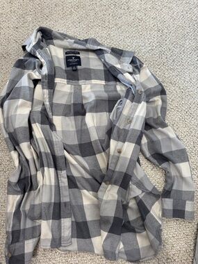 American Eagle Outfitters Gray and White Plaid Button-Down Shirt